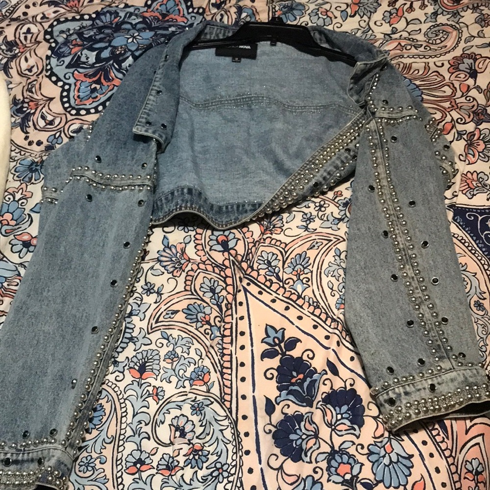 Fashion nova cropped jean jacket